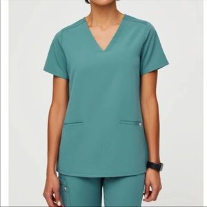 Figs HYDROGREEN Casma Scrub Top